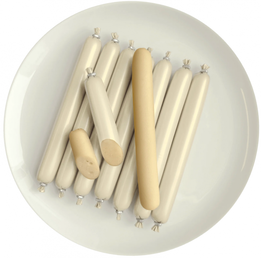 Лакомство Деревенские лакомства Колбаски &laquo;Докторские&raquo; с нежным лососем 60 г для кошек